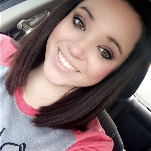 Meet your Posher, Mallory - Picture 1 of 1